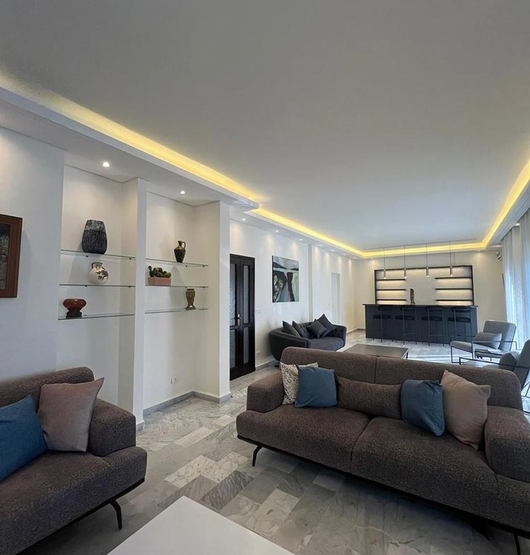 Furnished apartment for sale in Haret Sakher - Photo 2