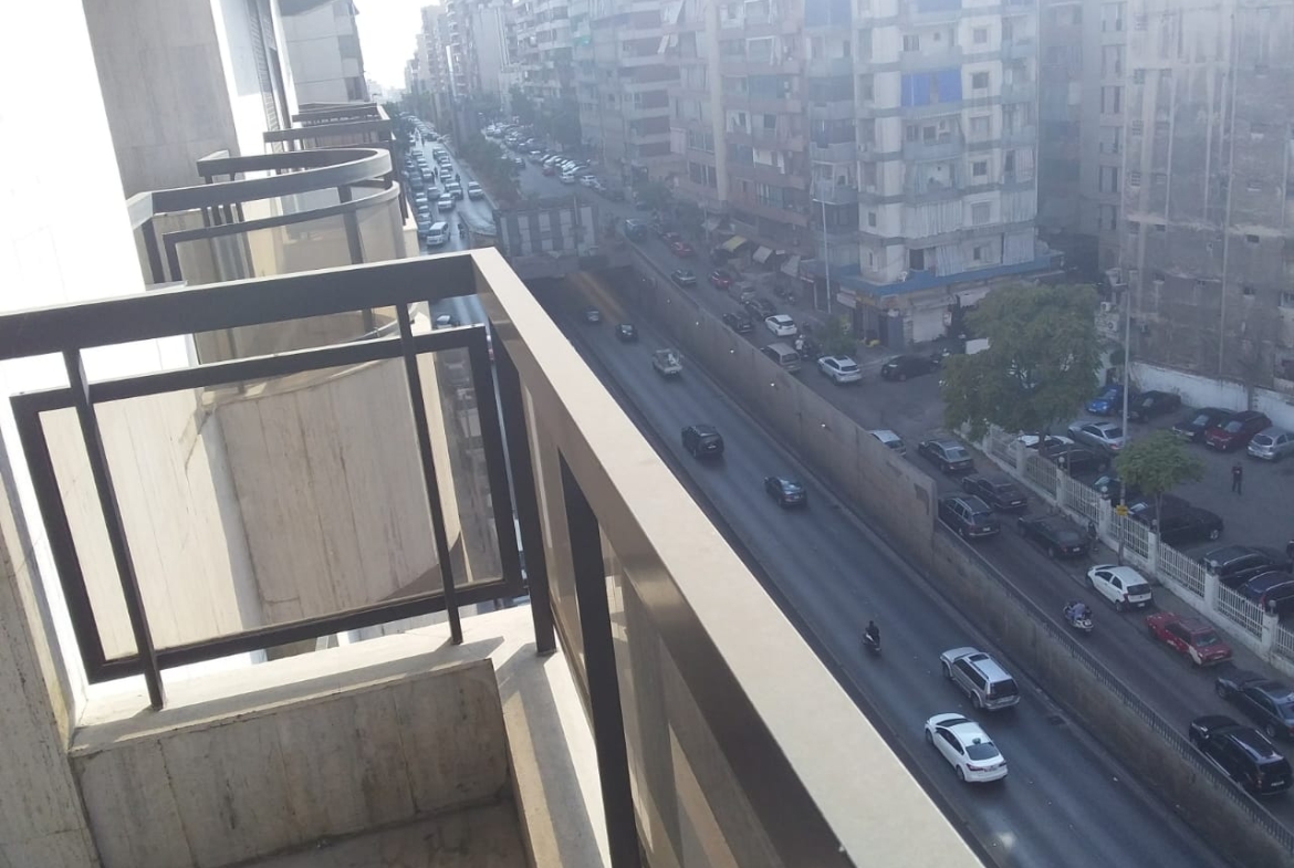 Apartment for sale in Salim Salam Beirut