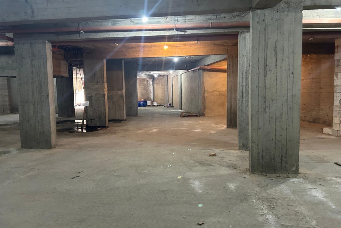 Warehouse for sale in jdeideh