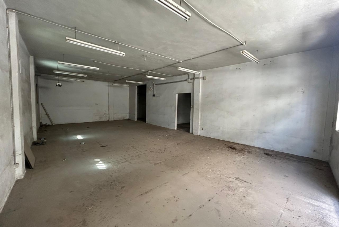 Industrial building for sale in Bourj Hammoud