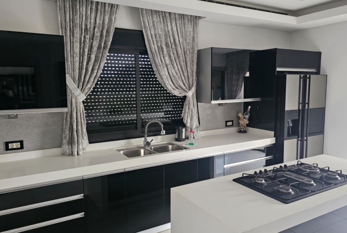 Full-Floor Luxury Penthouse for Sale in Adma – Sea, Mountain and City Views