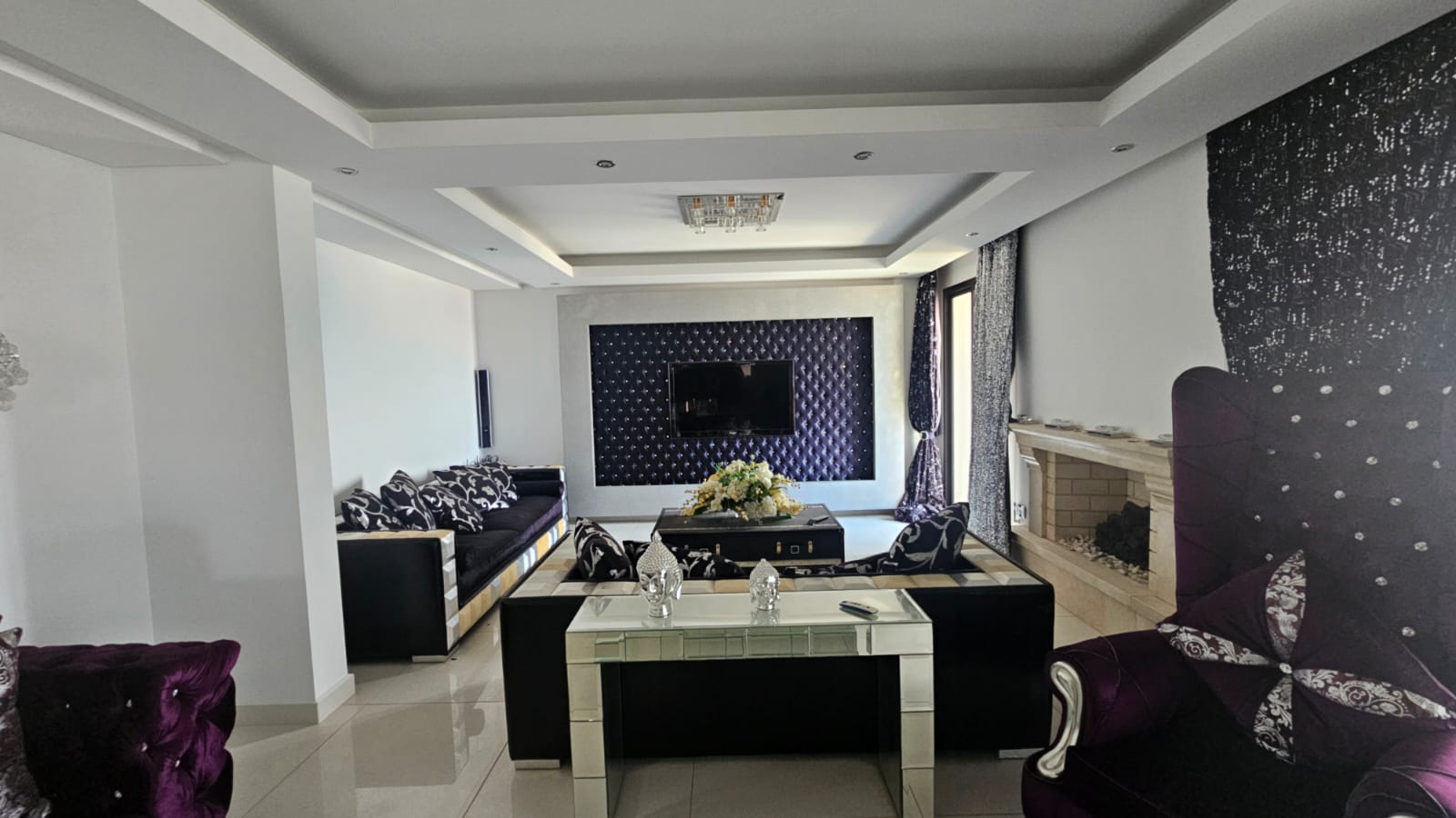 adma-penthouse-Versace (12) Full-Floor Luxury Penthouse for Sale in Adma – Sea, Mountain and City Views - Photo 4