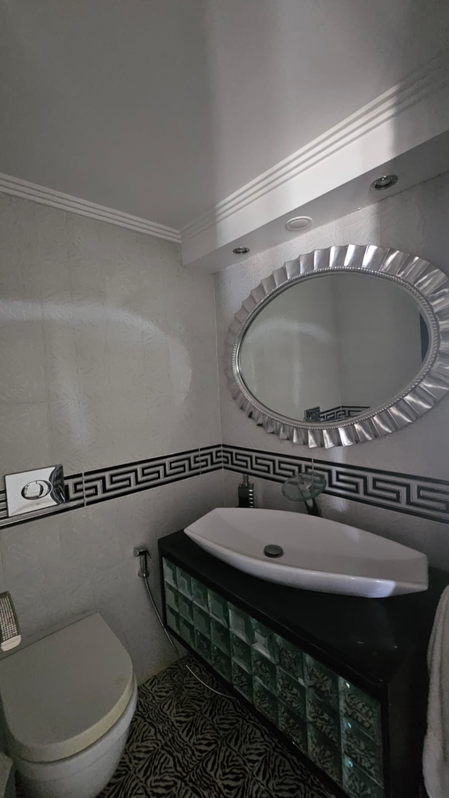 adma-penthouse-Versace (28) Full-Floor Luxury Penthouse for Sale in Adma – Sea, Mountain and City Views - Photo 21