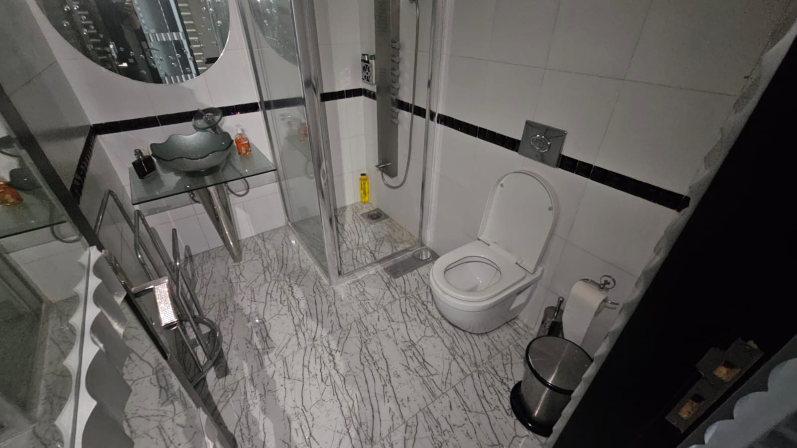 adma-penthouse-Versace (39) Full-Floor Luxury Penthouse for Sale in Adma – Sea, Mountain and City Views - Photo 33
