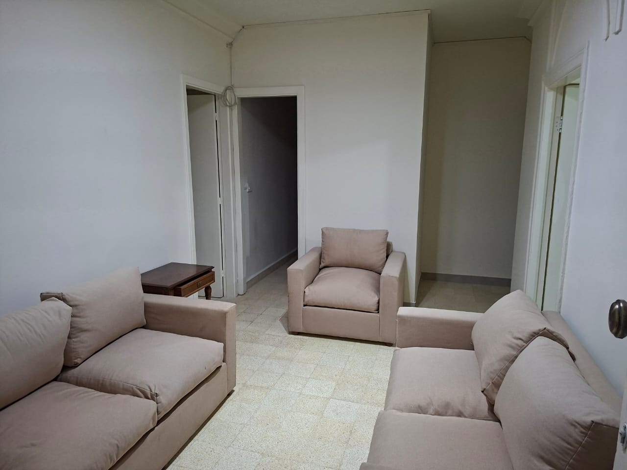 foyer-horsh-tabet (7) Furnished Foyer for Rent in Horsh Tabet, Sin El Fil – Females Only - Photo 7