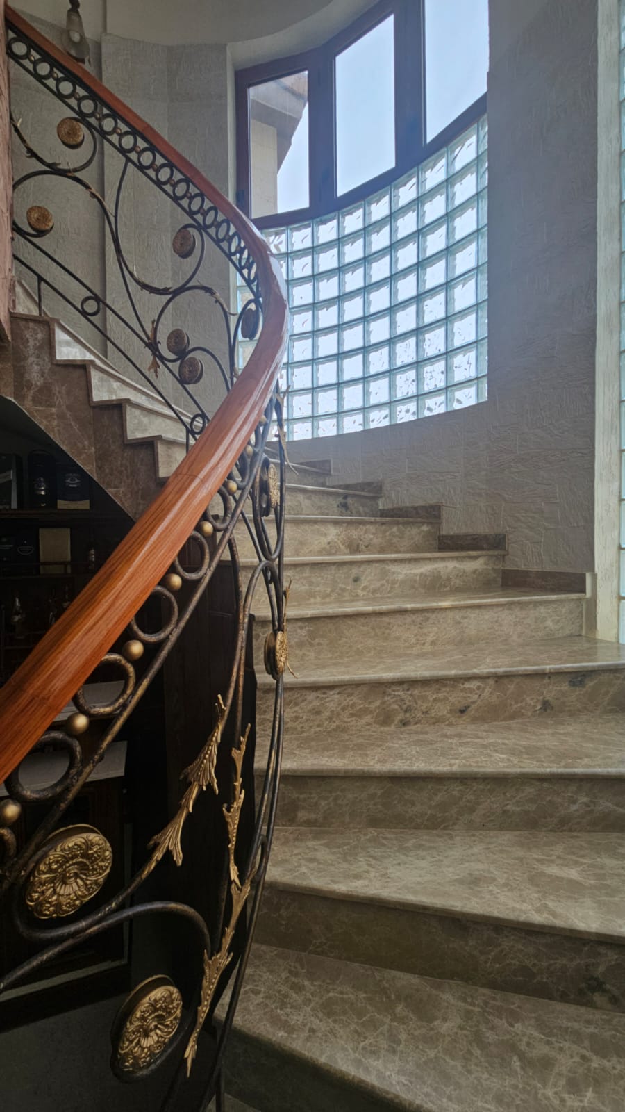 Villa for Sale in Ghosta, Keserwan – Panoramic View - Photo 16