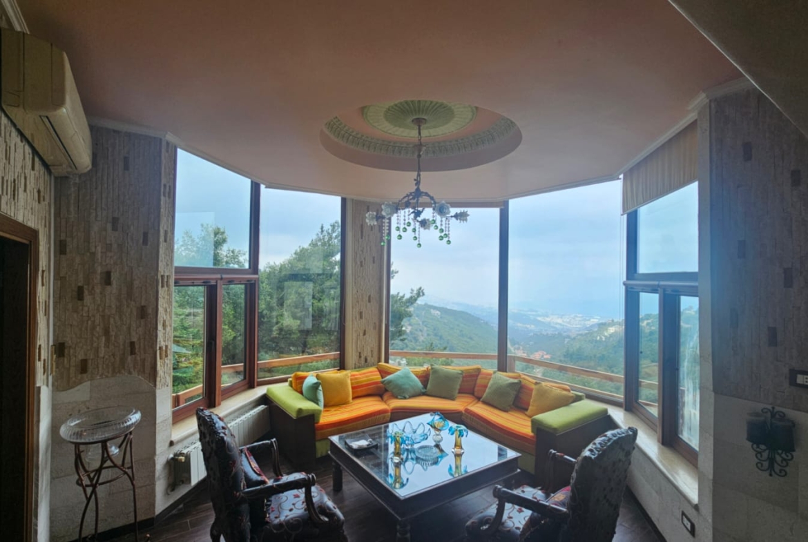 Villa for Sale in Ghosta, Keserwan – Panoramic View - Photo 11
